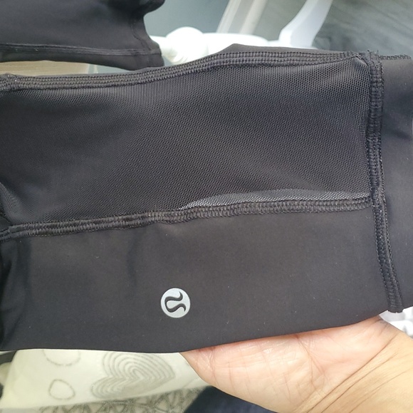 LULULEMON CAPRI LEGGINGS - Picture 8 of 12
